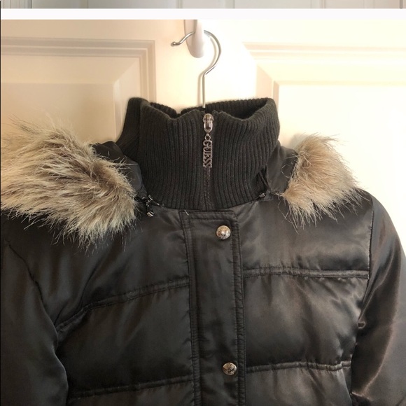 Guess Down Puffer Coat - Picture 3 of 6